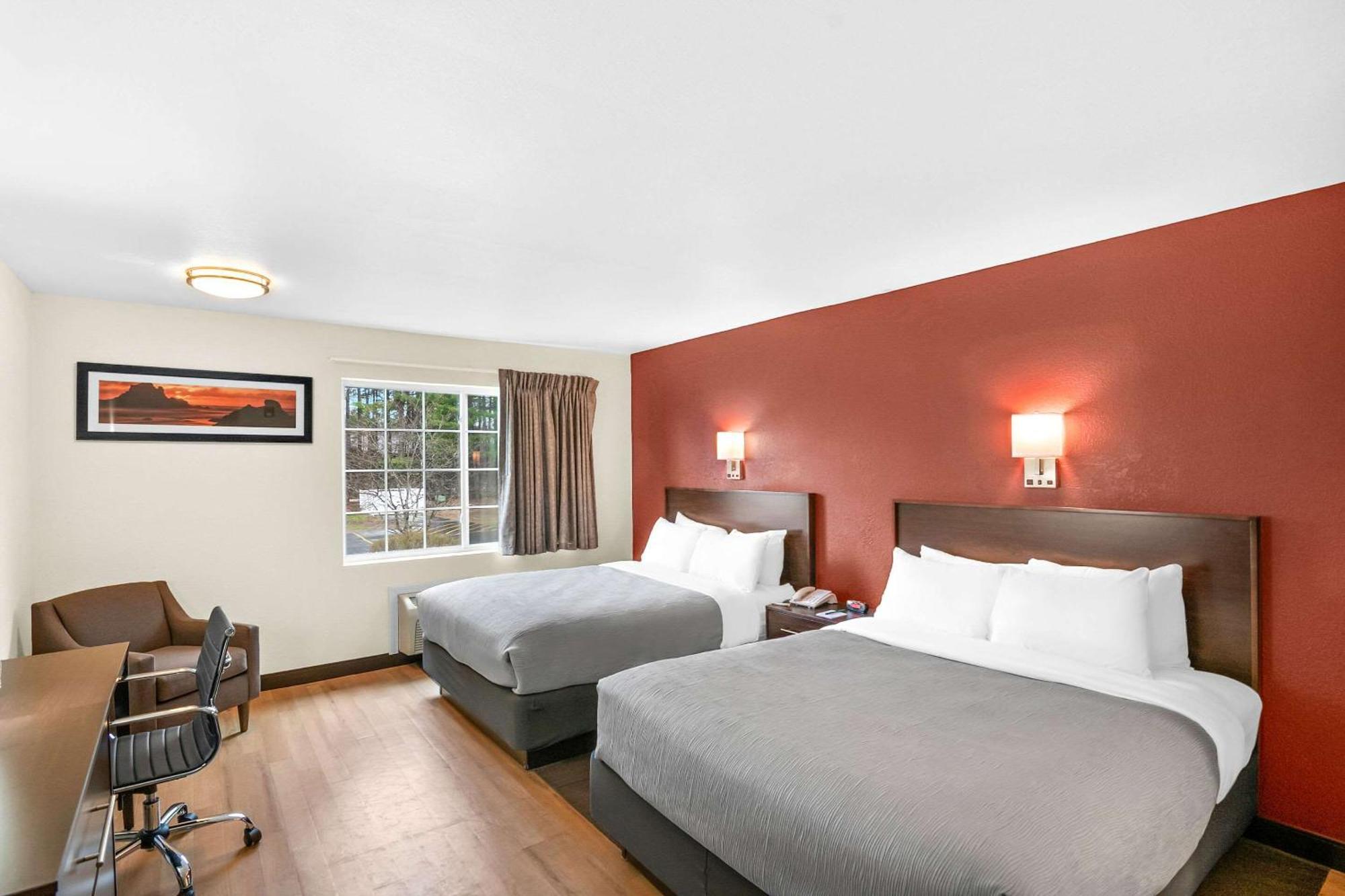 קווינסבורי Quality Inn מראה חיצוני תמונה
